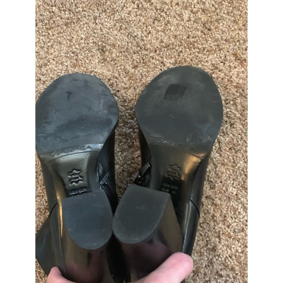 Via Spiga Black Leather  Side Zip 3.5 in. Heel Bootie Women's Size 9.5 - Picture 8 of 8